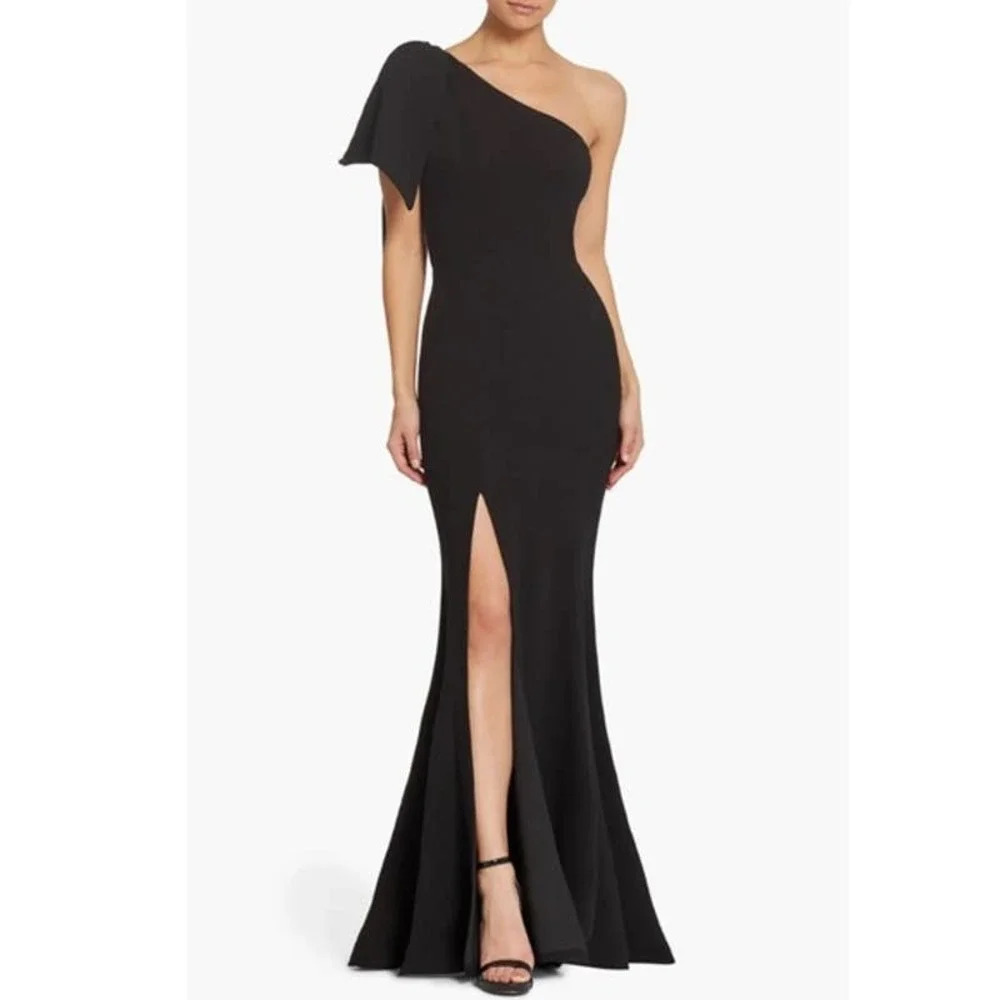 Dress the Population Black One-Shoulder Evening Gown